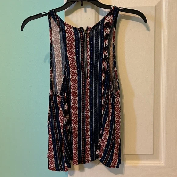Patterned Tank top - Picture 2 of 2